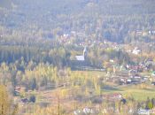 Zbliżenie na Kościół pw Bożego Ciała ( widok z zakrętu Śmierci )