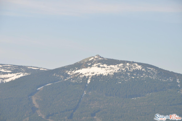 zbliżenie na Szenicę  ( widok z Zakrętu Śmierci )