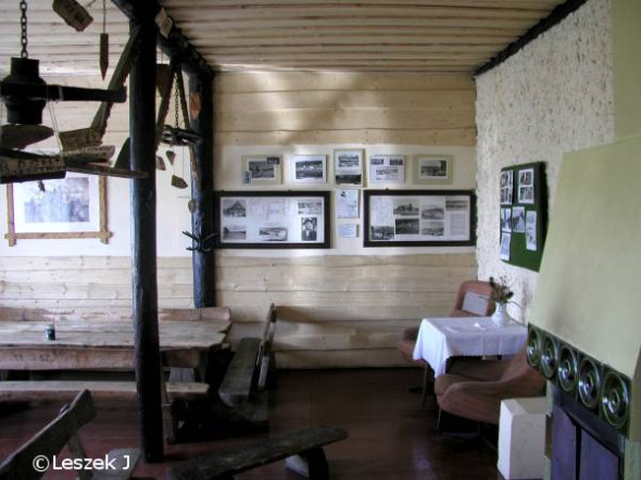 Chatka Górzystów - wnętrze