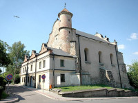 Zabytkowa synagoga 